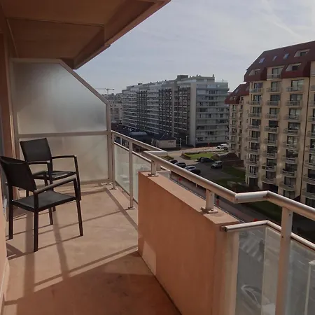 Sea View Family Apartment, Cleaning Included Lägenhet